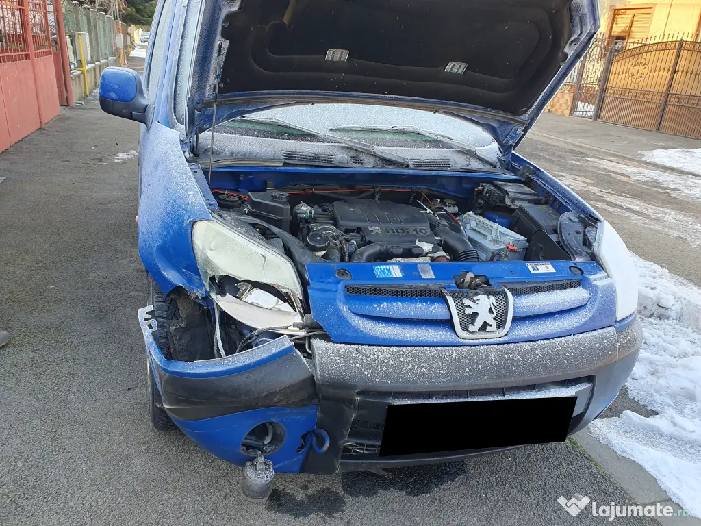 Epava Peugeot Partner 2006