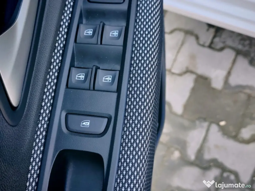 De vanzare Logan xx 2025. Kilometri 4500 