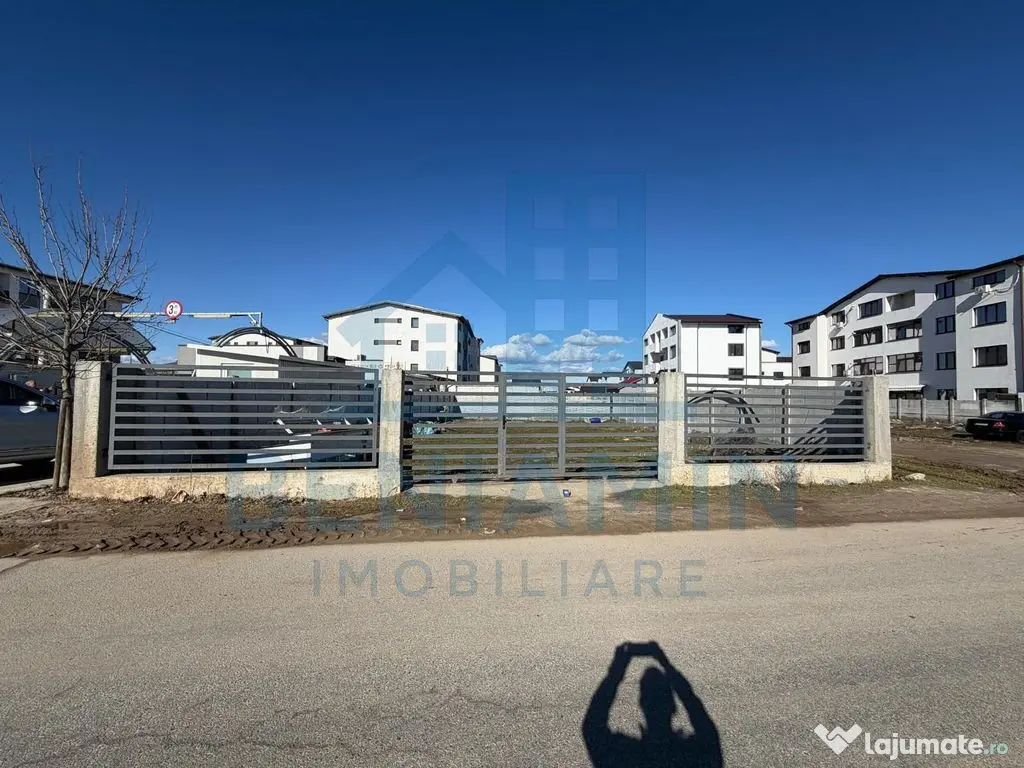 Teren intravilan 350mp-Toate utilitatile-Pozitie excelenta 