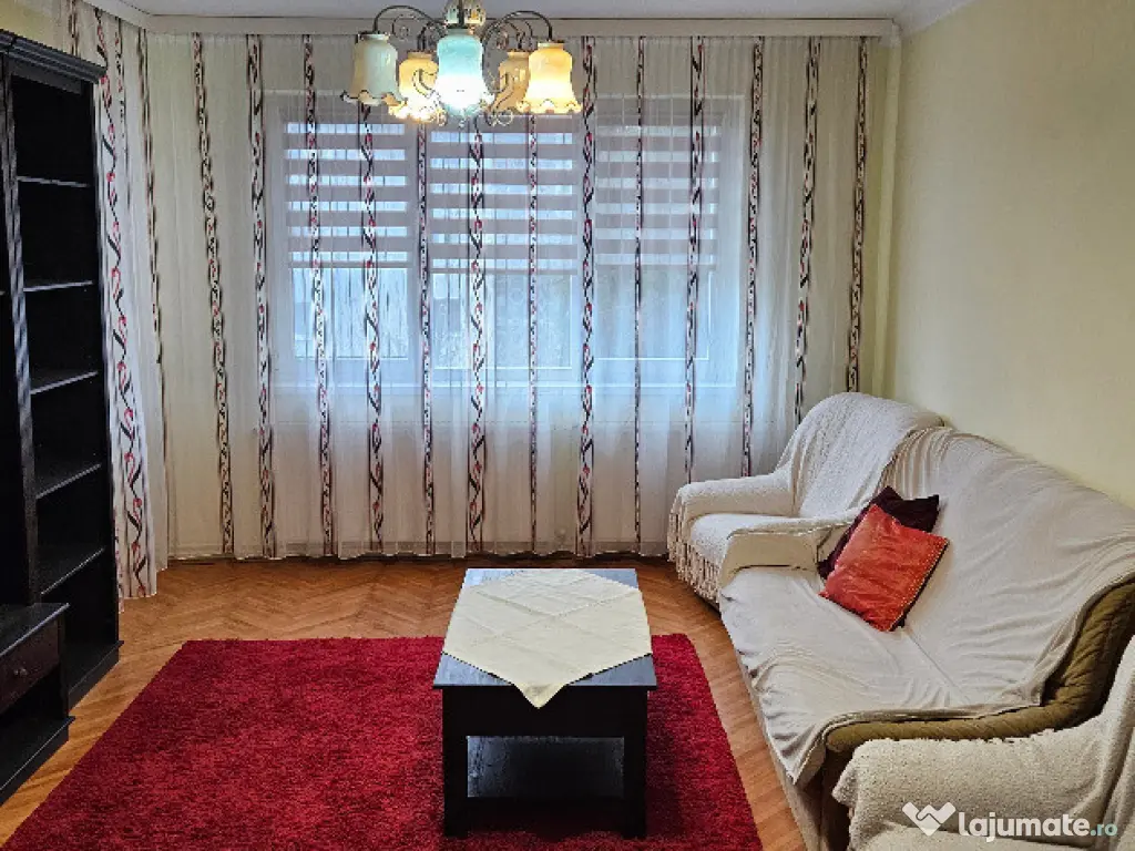 Inchiriez apartament cu 4 camere decomandat in Deva, Kogalniceanu et 3 