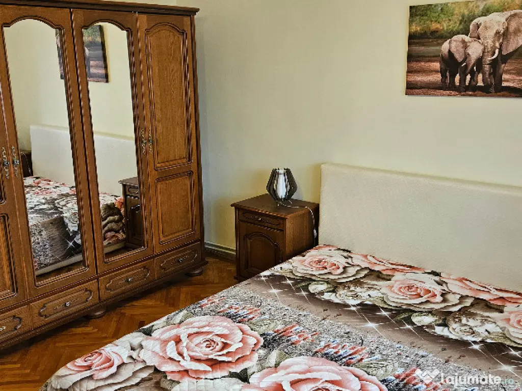 Inchiriez apartament cu 4 camere decomandat in Deva, Kogalniceanu et 3 