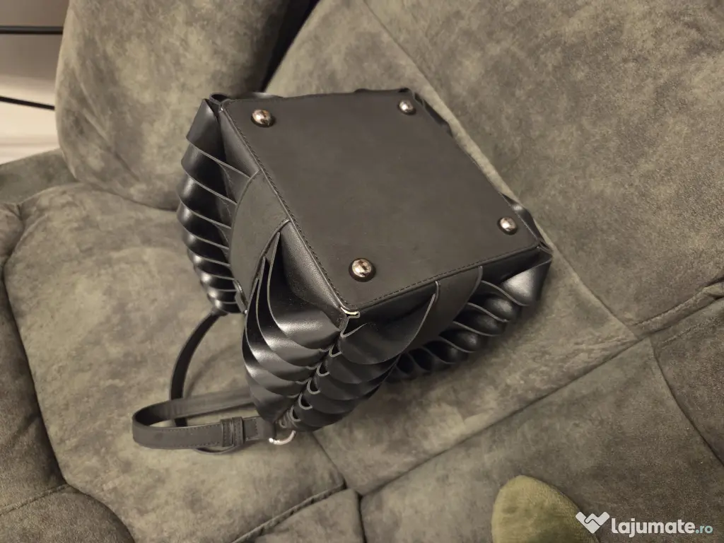 Geanta EPICA Neagra - Design Statement | Stare Impecabila 