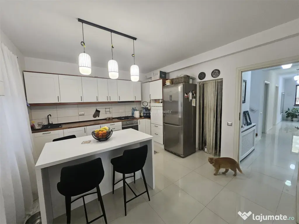 Vila P 1 M 270 mp - Militari Residence / priza EV 