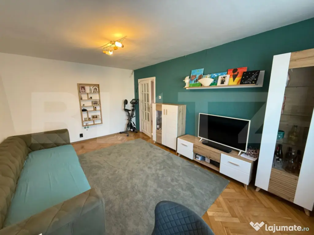 Apartament 3 camere decomandat, 65 mp, zona Guliver 