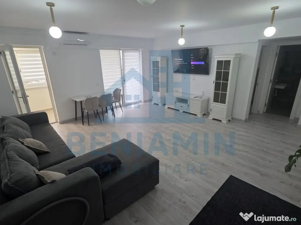 Apartament 3 camere 2 bai Decebal Residence Lapus