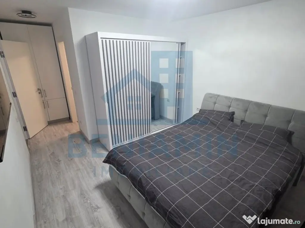 Apartament 3 camere 2 bai Decebal Residence Lapus