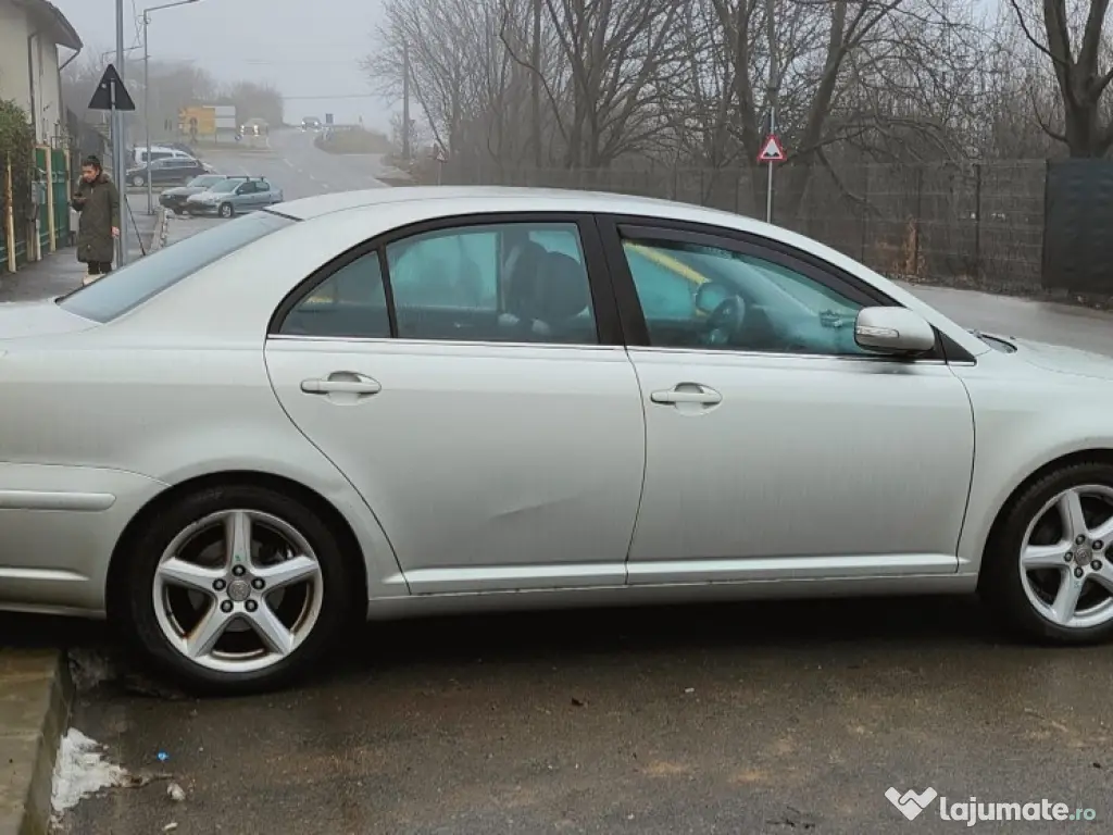 Toyota Avensis 2,2 diesel 150 CP din 2008 