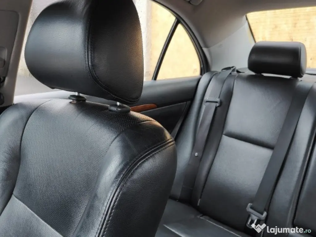 Toyota Avensis 2,2 diesel 150 CP din 2008 