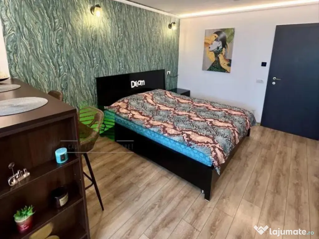 Garsoniera Centru Civic renovata,mobilata ,78990 Euro 