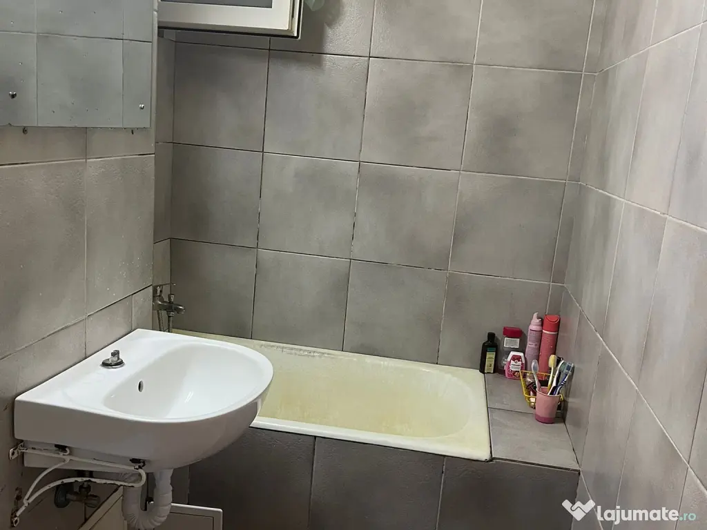 Apartament 2 camere de vanzare in Manastur,Cluj Napoca 