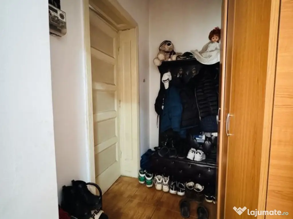 Apartament 3 camere in Vila+Demisol locuibil 18,40 mp - P... 