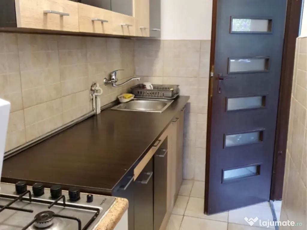 Garsonieră de închiriat