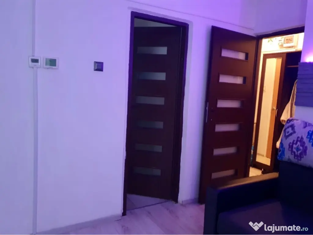 Garsonieră de închiriat