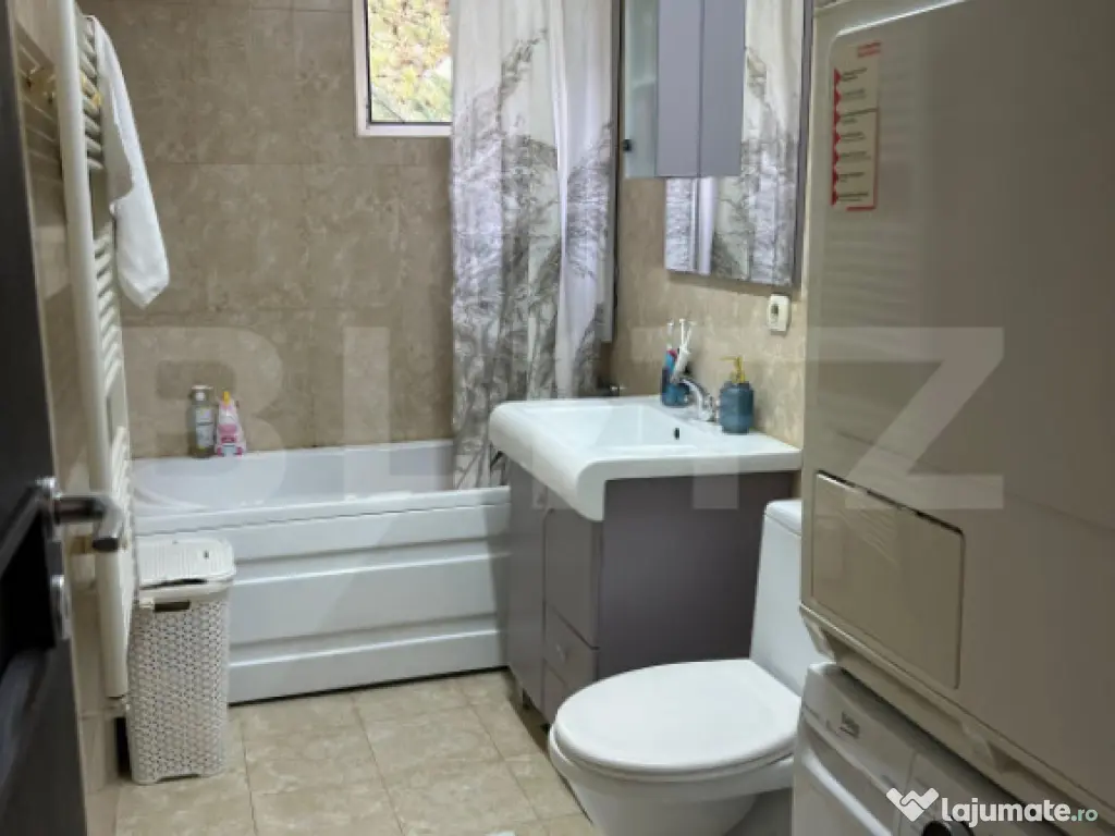 Apartament 3 camere, orientare Sudica, zona Centrala 