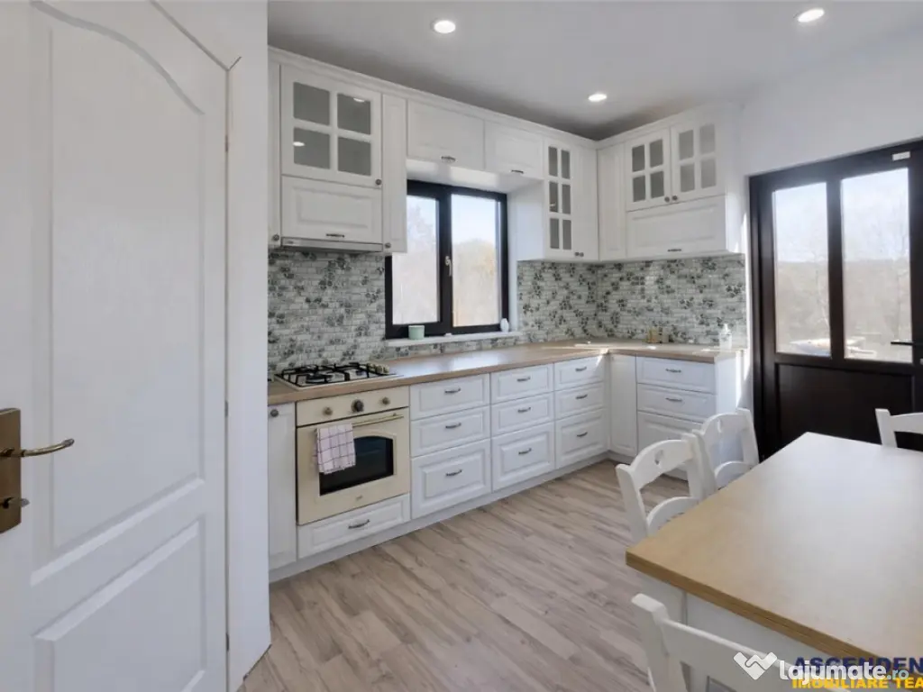 3D! Casa noua Persani,2022,panorama, design elegant,echipata