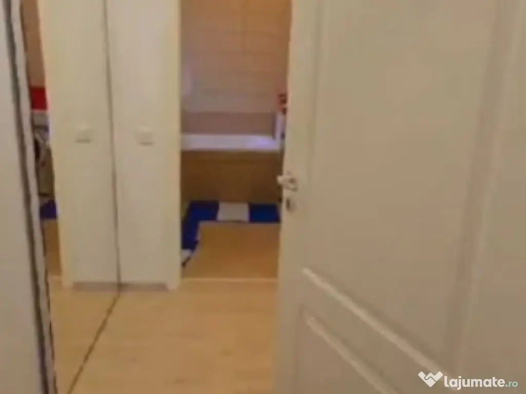 Apartament 2 camere, decomandat - zona Sanpetru 