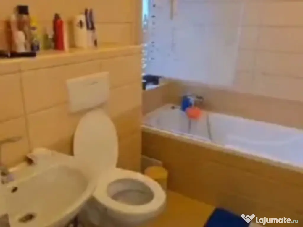 Apartament 2 camere, decomandat - zona Sanpetru 