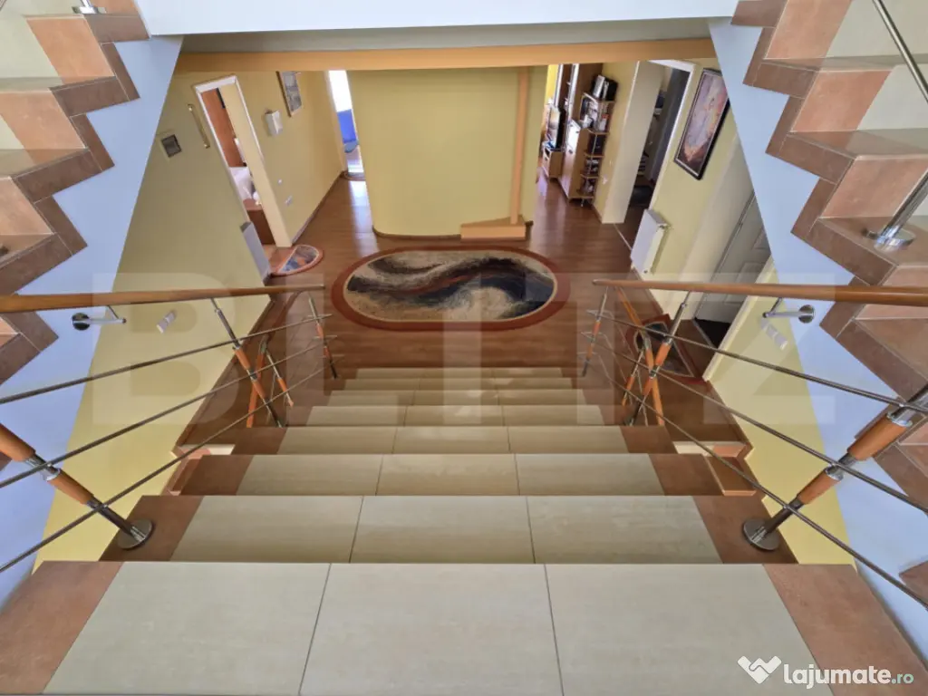 Vila ideala pentru locuința, clinica sau birouri! 