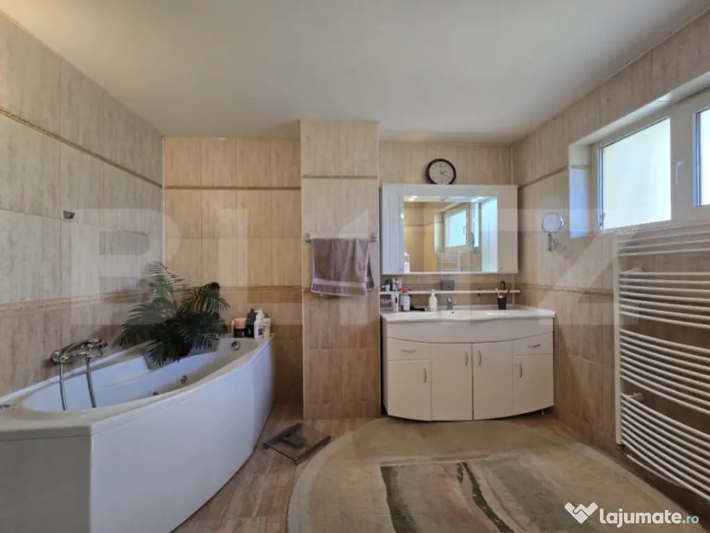 Vila ideala pentru locuința, clinica sau birouri! 