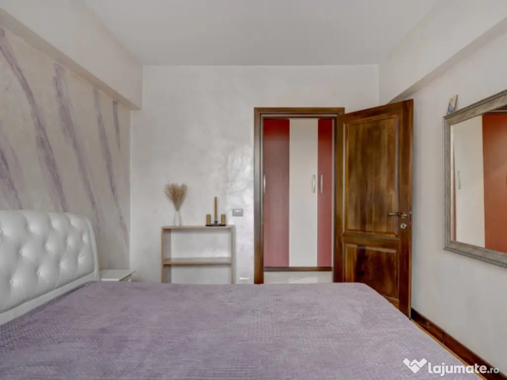 Apartament 2 camere, decomandat, stradal pe Sos. Colentina 