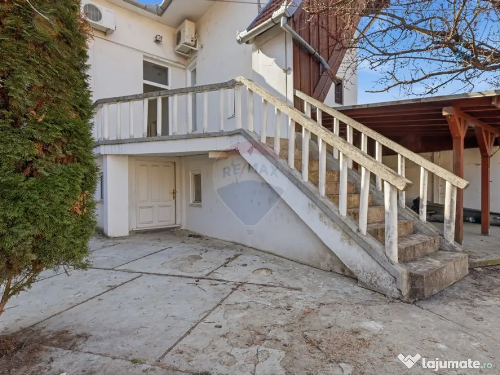 Apartament cu 4 camere 113 mp utili la curte Piata Catedr... 