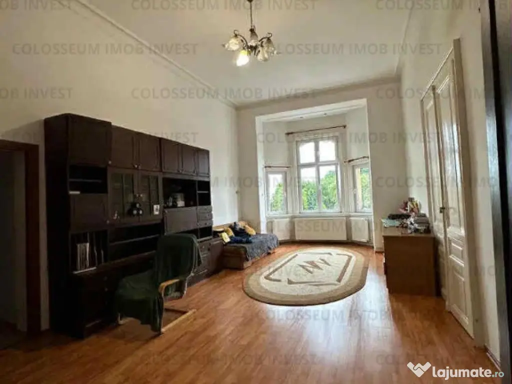 Apartament 2 camere, semidecomandat - zona Centru Istori 