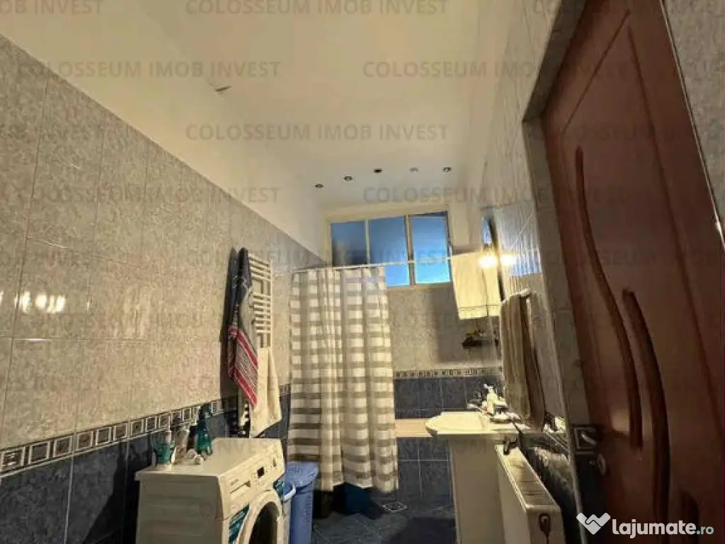 Apartament 2 camere, semidecomandat - zona Centru Istori 