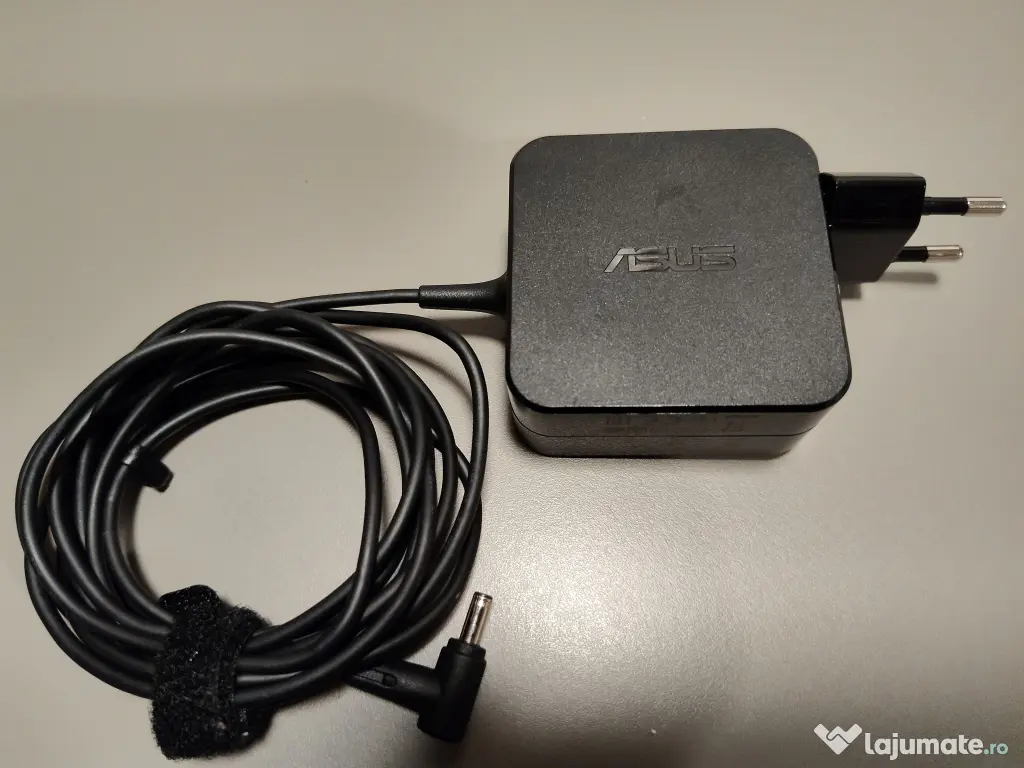 Laptop Asus Intel i3/1TB HDD/DVD, ideal pt elevi/internet/filme/office 