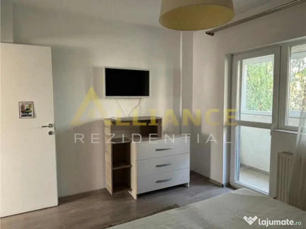 APARTAMENT 3 CAMERE NOVA 