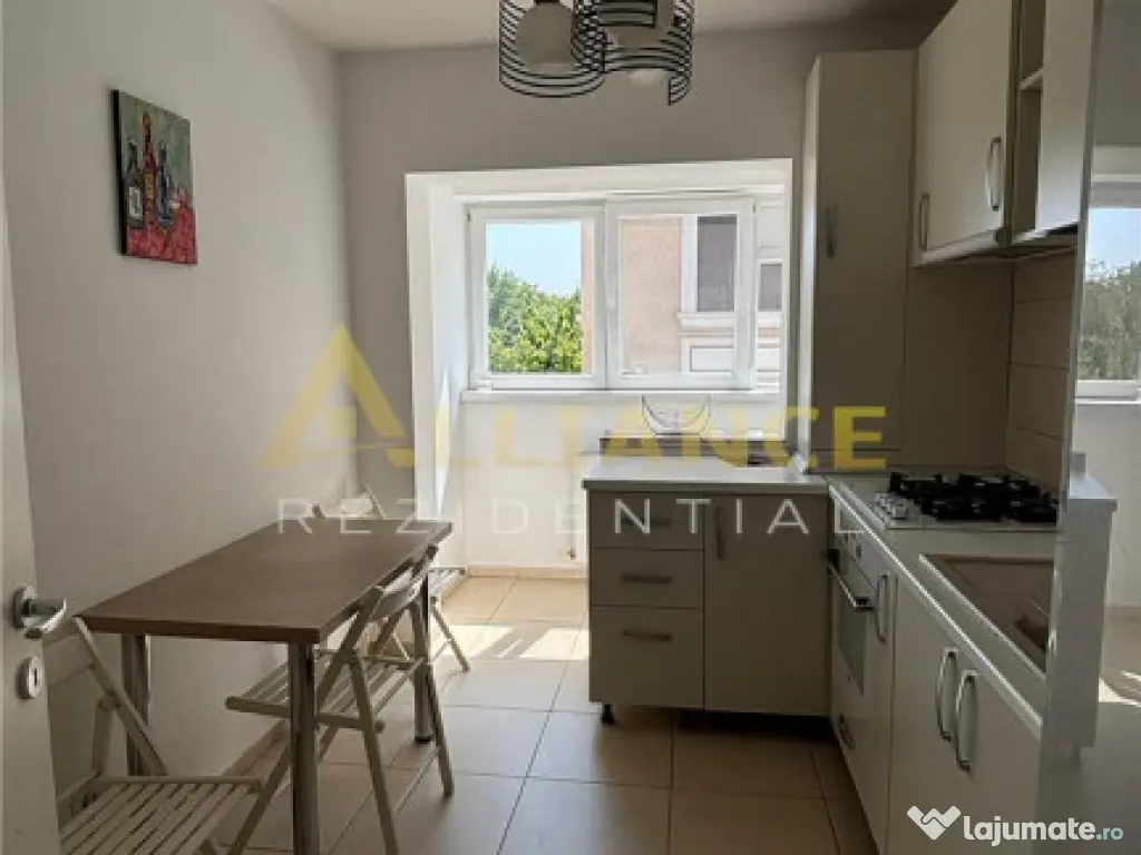 APARTAMENT 3 CAMERE NOVA 