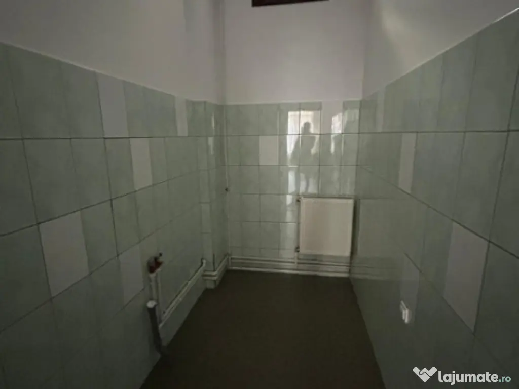 Spatiu comercial zona Centrala. suprafata totala 143mp 