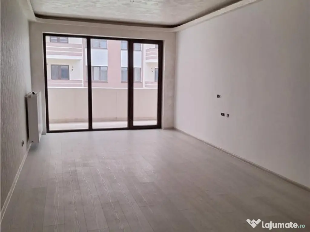 Apartament 2 camere, decomandat, 2 bai,Isaran,Tractorul 