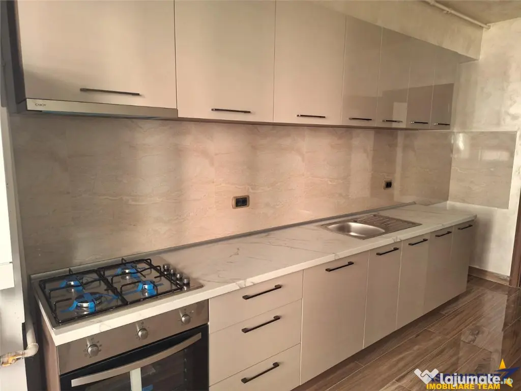 Apartament 2 camere, decomandat, 2 bai,Isaran,Tractorul 