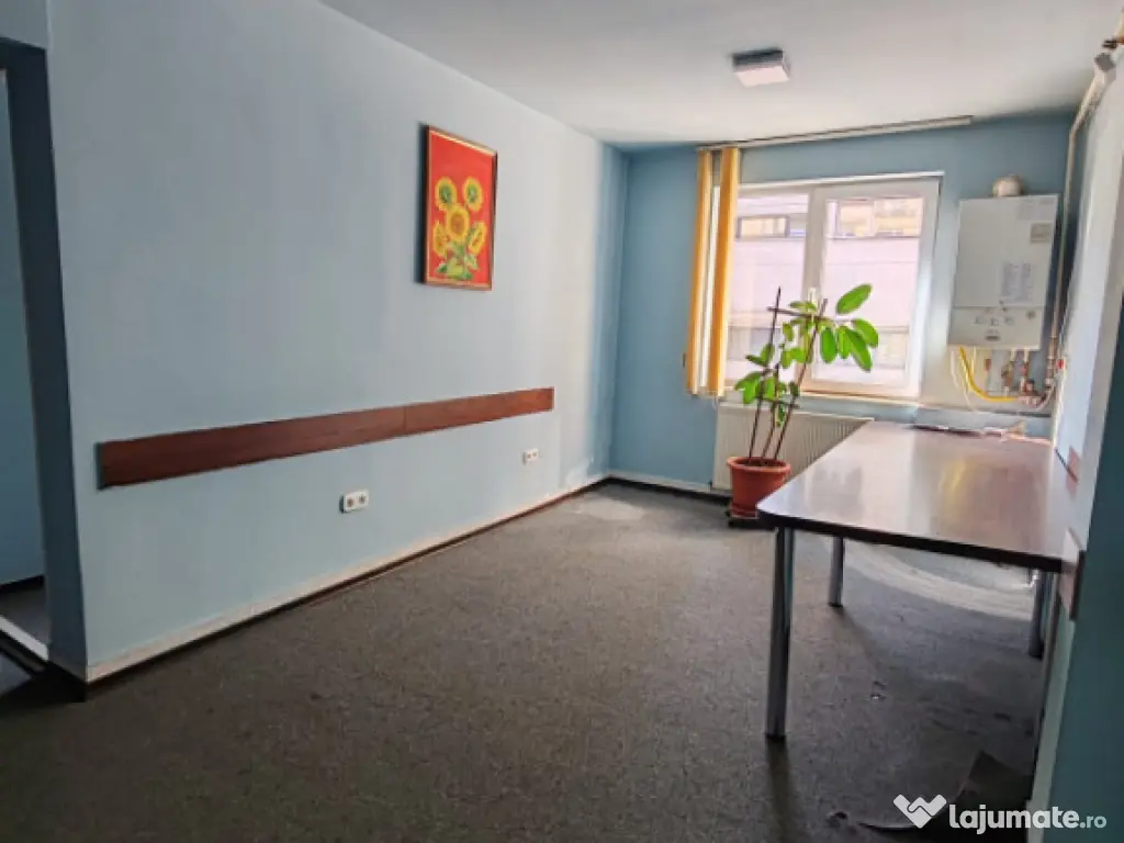 Spațiu comercial în zona centrală–vizibilitate excelent 