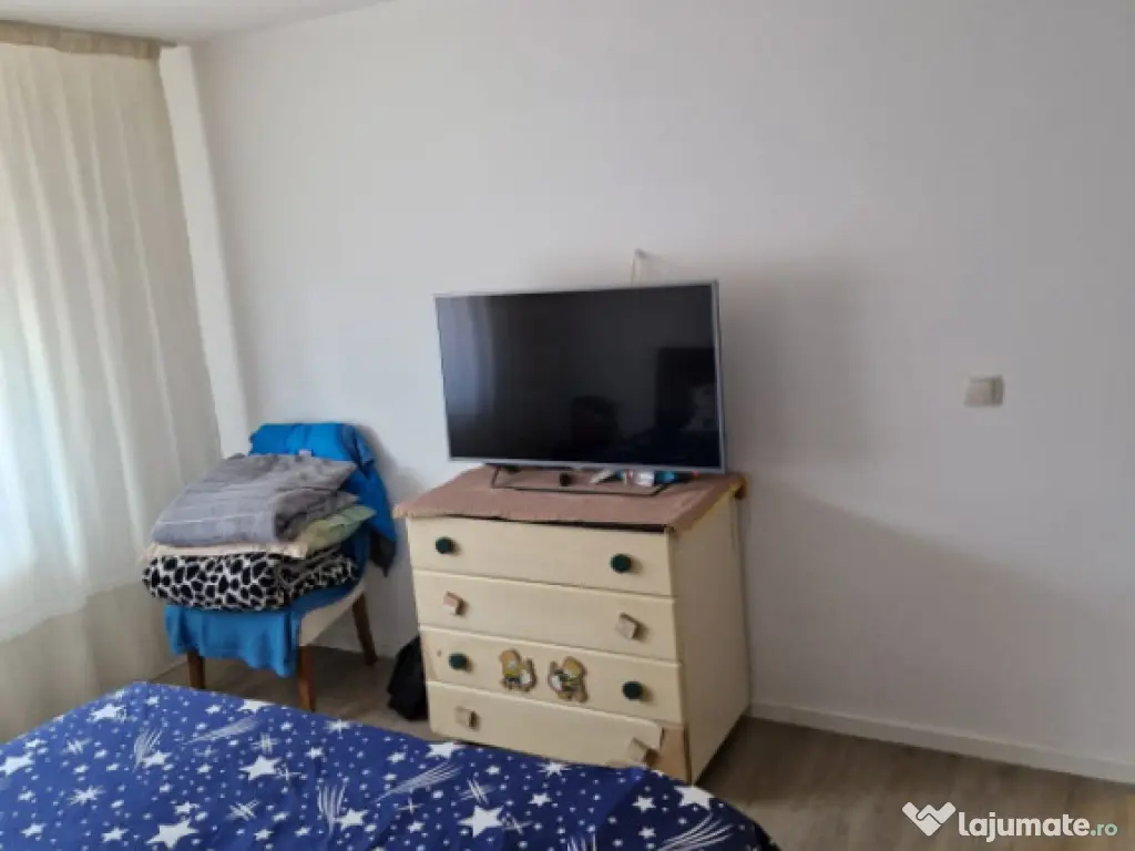 Casă de vânzare P+M, 184 mp – Castranova, Dolj 