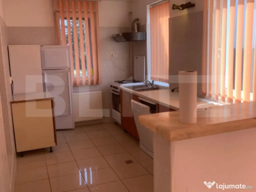 Vilă spațioasă – 236 mp utili | Teren 1000 mp 