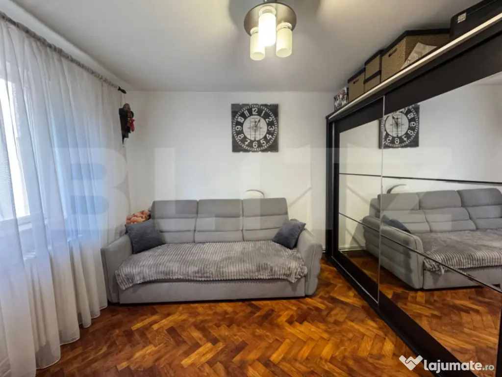 Apartament cu 2 camere decomandat in Simeria 