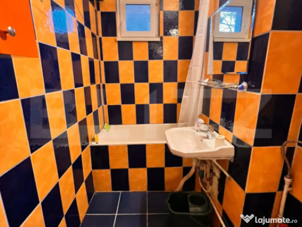 Apartament central 2 camere-decomandat 