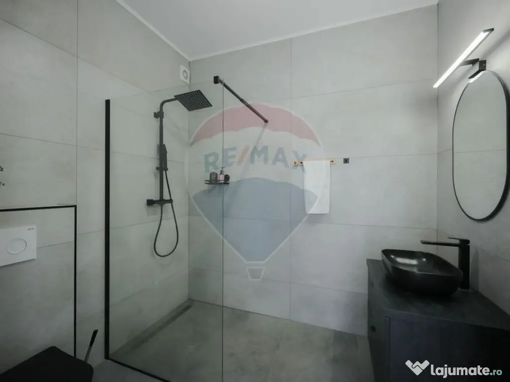 Casă de vânzare cu 3 dormitoare, Livada de Bihor 