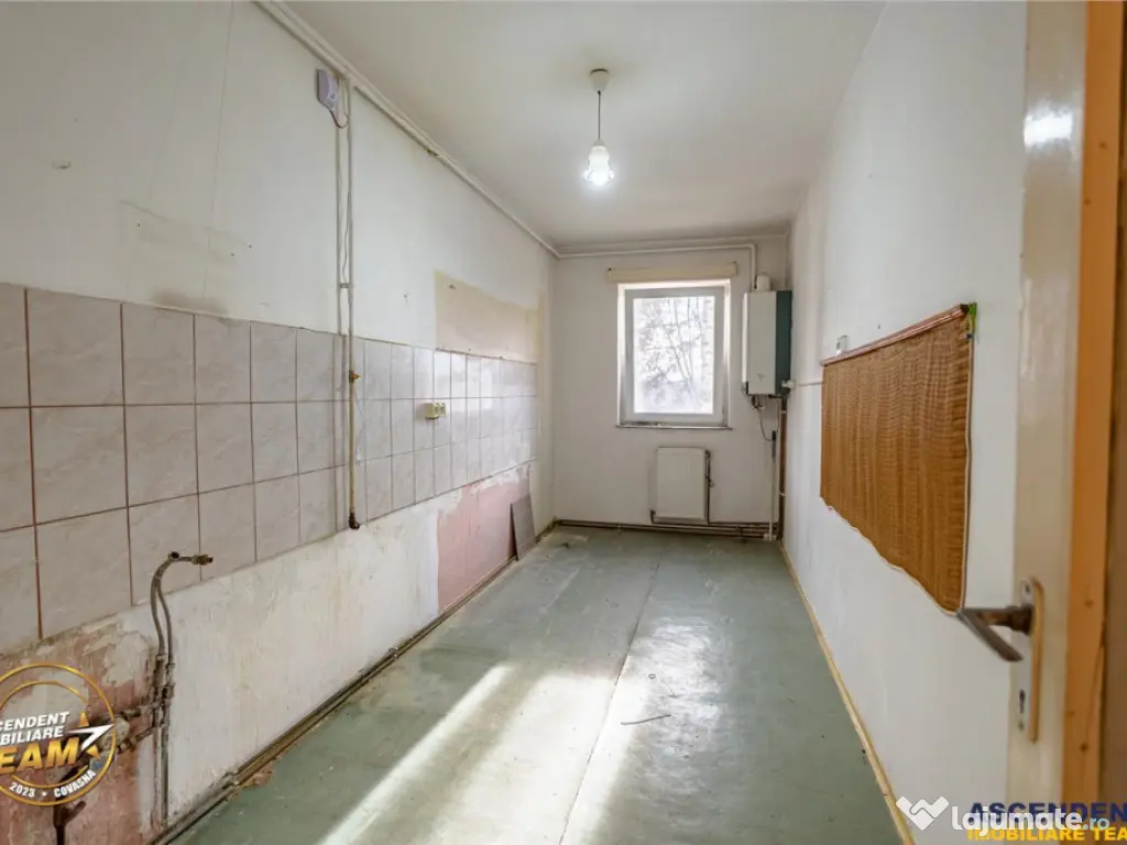 Decomandat, deschidere oportunitate personalizare, Simeria, 