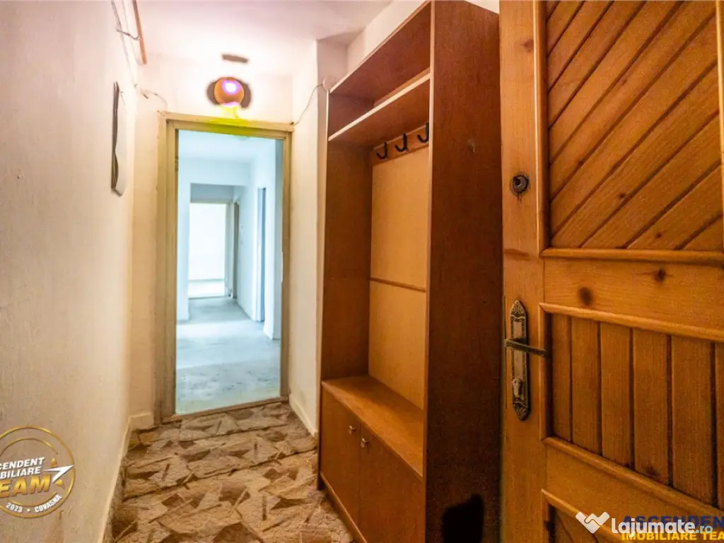 Decomandat, deschidere oportunitate personalizare, Simeria, 