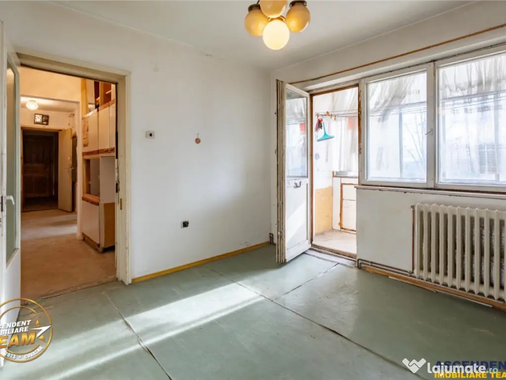 Decomandat, deschidere oportunitate personalizare, Simeria, 