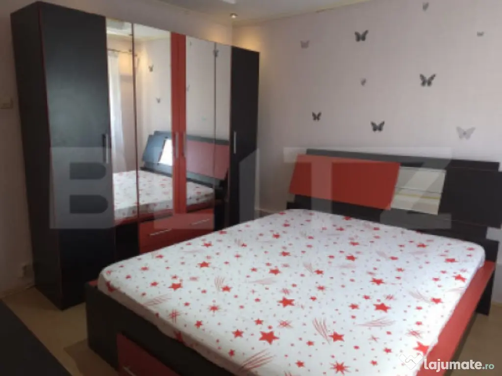 Apartament 3 camere decomandat M12 67 mp centrală proprie 