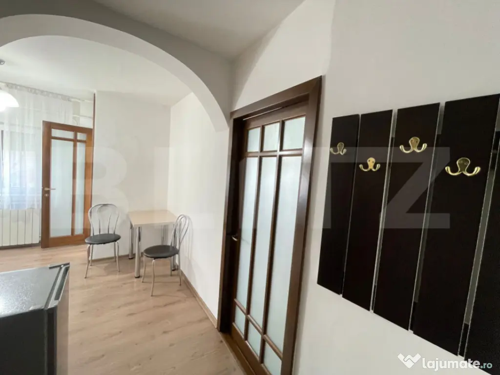 Garsoniera decomandata, 40 mp, zona Brazda lui Novac - Guliv 