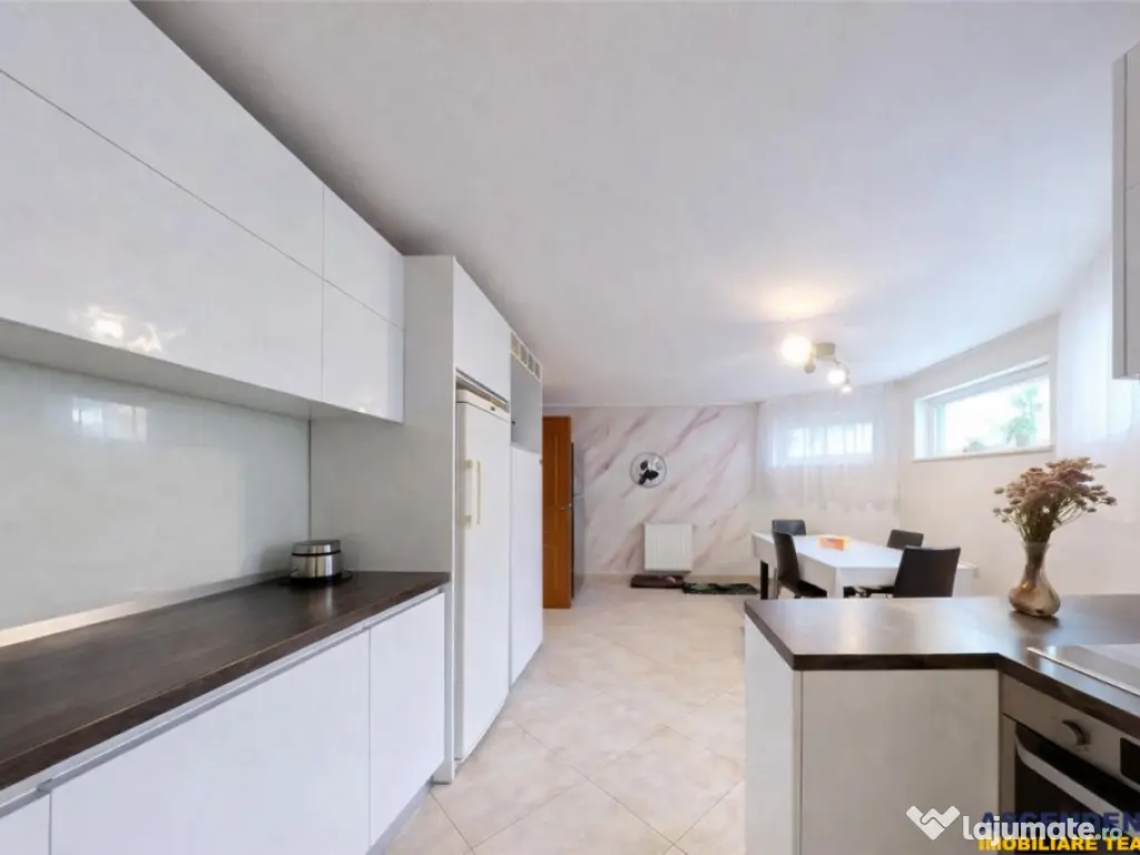 Film3D!Confort,stil si functionalitate:Vila rezidential bus 