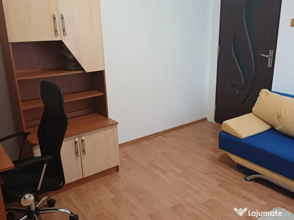 Proprietar, vând direct - apartament două cam./parter, cartier Gara/Caracal