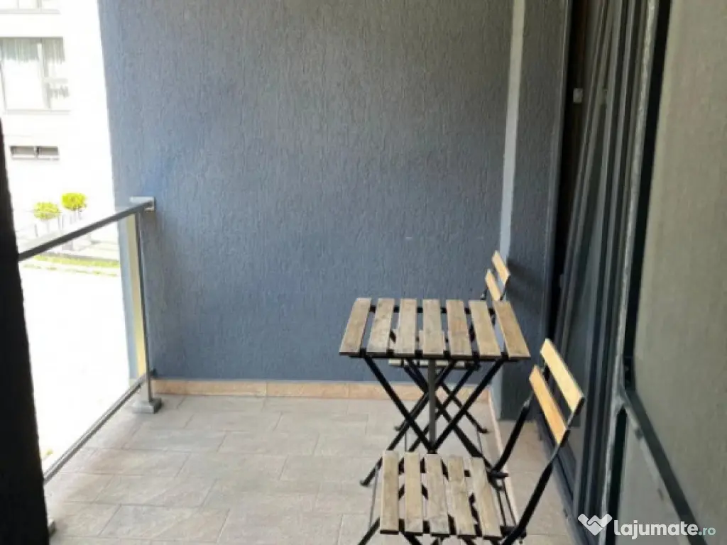 Studio mare de 50 mp in bloc nou, disponibil imediat, in zo 