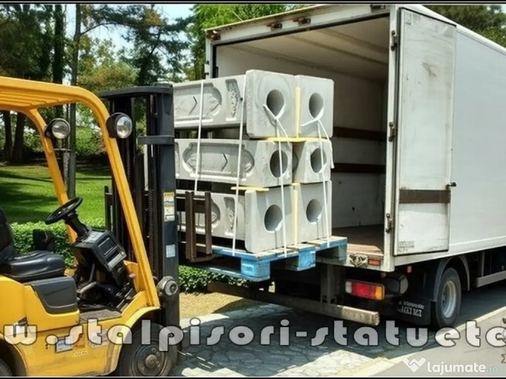 Stâlp susținere garduri, din beton, model S11. 