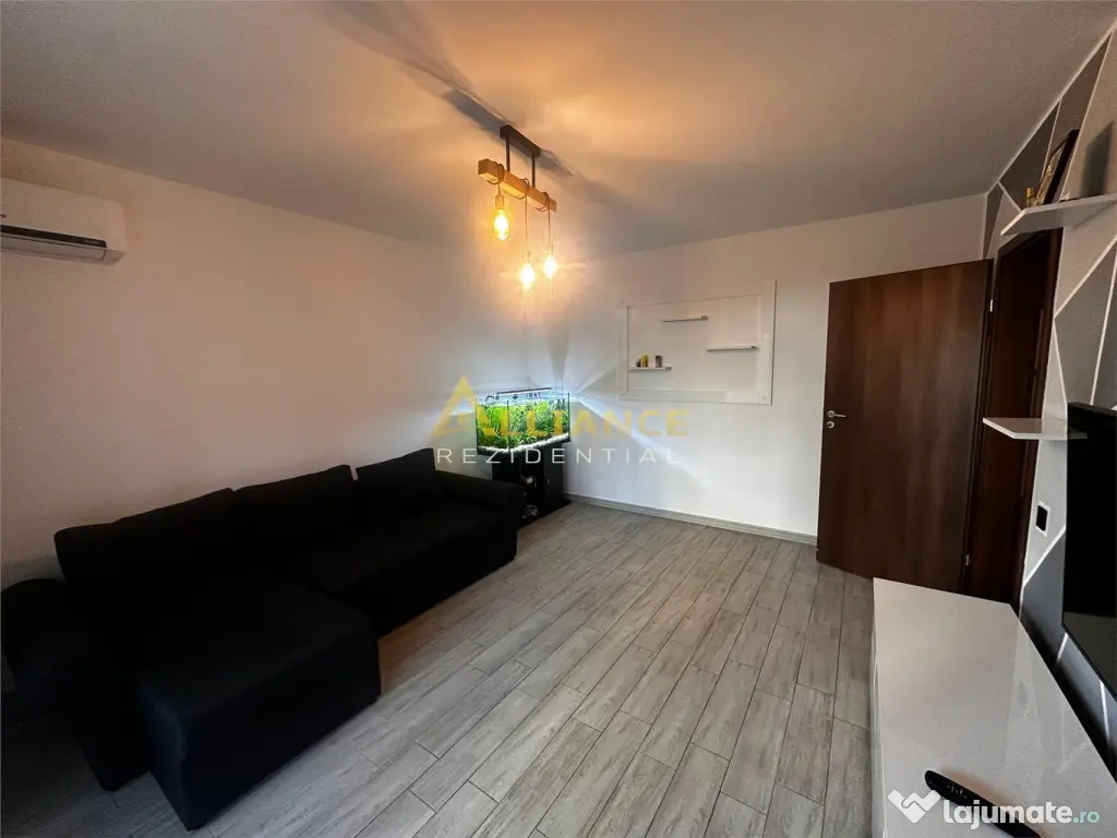 Apartament cu 2 Camere Metrou Aparatori 