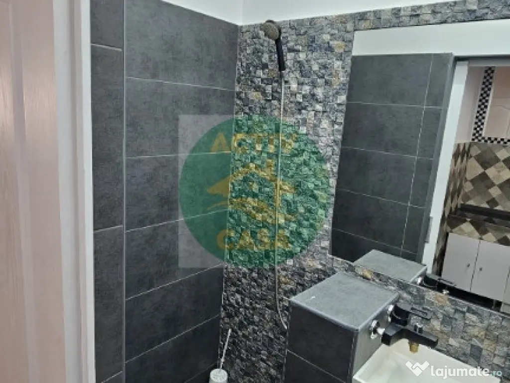 De vanzare garsoniera , etaj 2, mobilata si utilata 